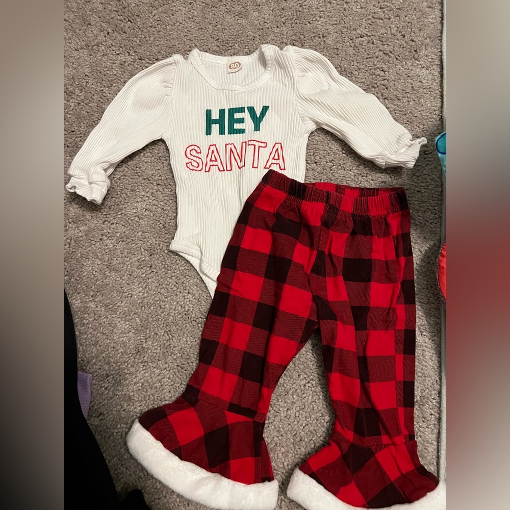 SOLD- HEY SANTA Outfit